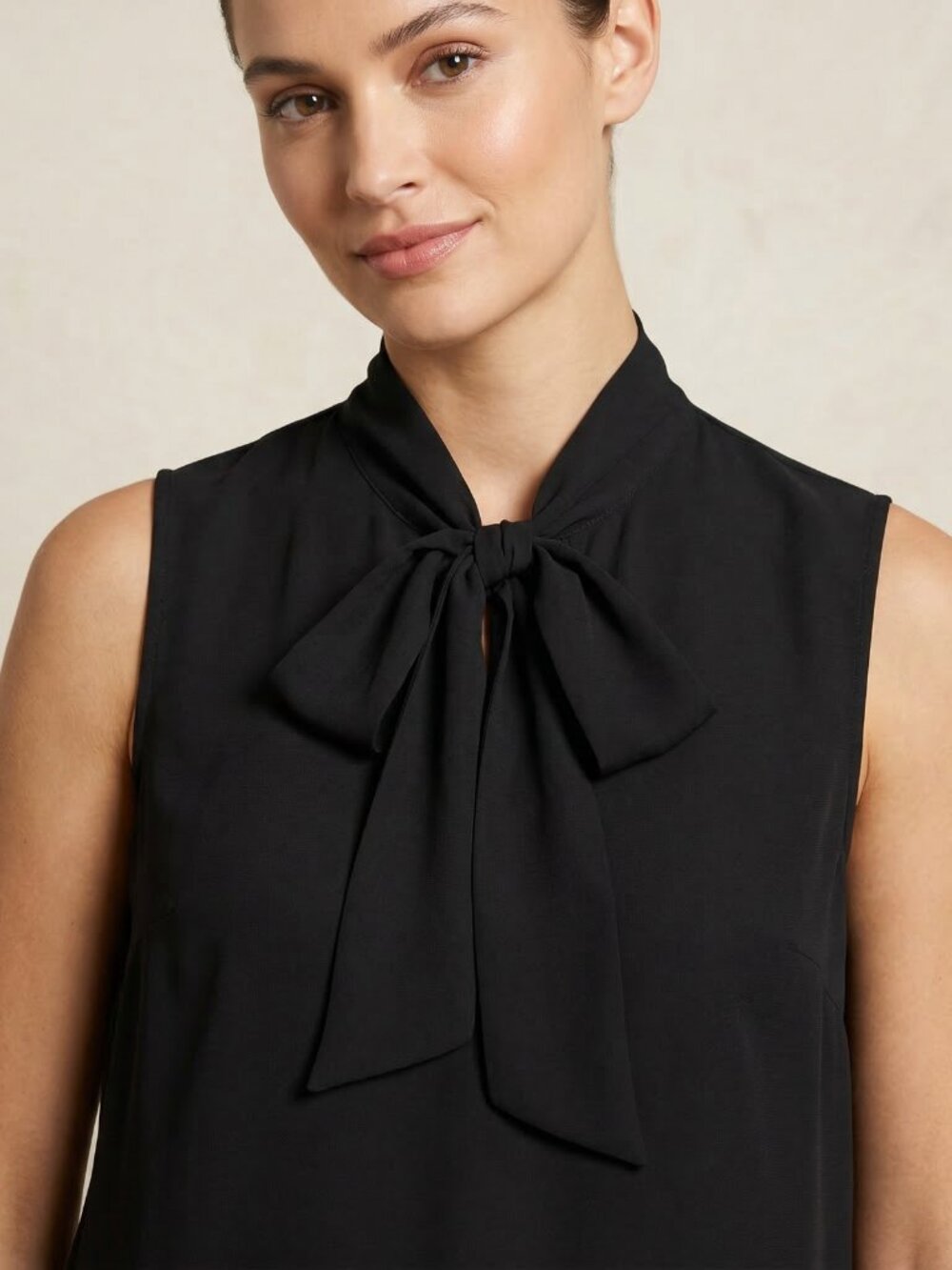 Halogen Women's Blouse Sleeveless Tie Neck Bow Black Office Professional M